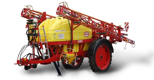 Opryskiwacz polowy przyczepiany z belką hydraulicznie rozkładaną TL 4028